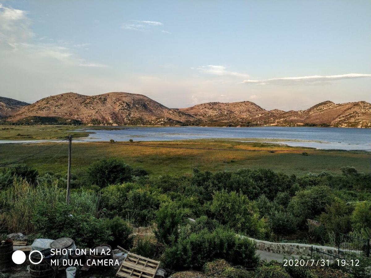 Holiday Home Haustor With Skadar Lake View Подгорица Экстерьер фото