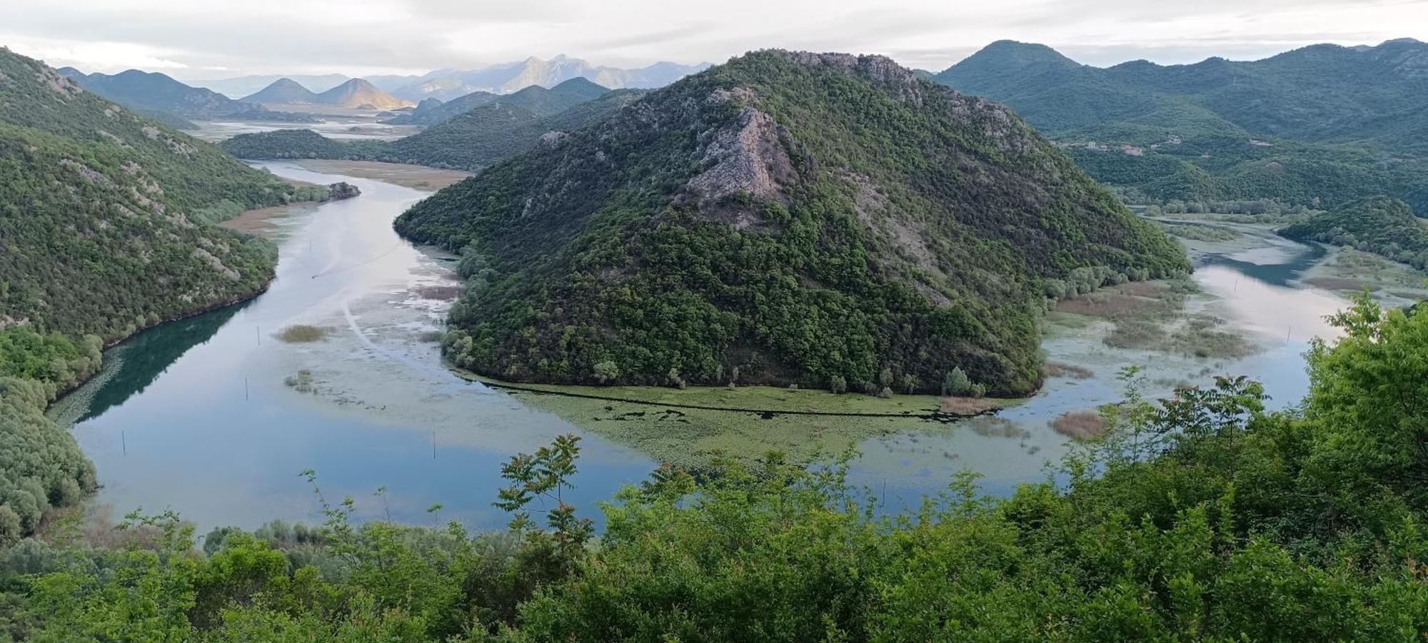 Holiday Home Haustor With Skadar Lake View Подгорица Экстерьер фото